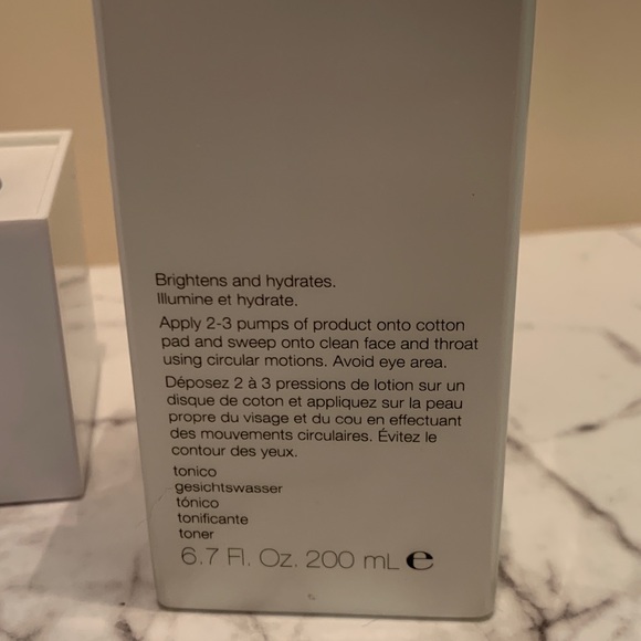 Nars Skin Multi Action Hydrating Toner - Picture 3 of 8